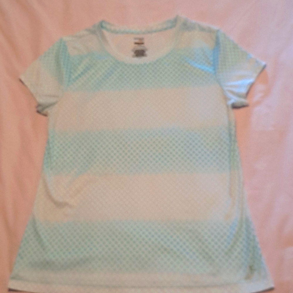 Danskin Now Loose Scooped Neck T-shirt Size Med